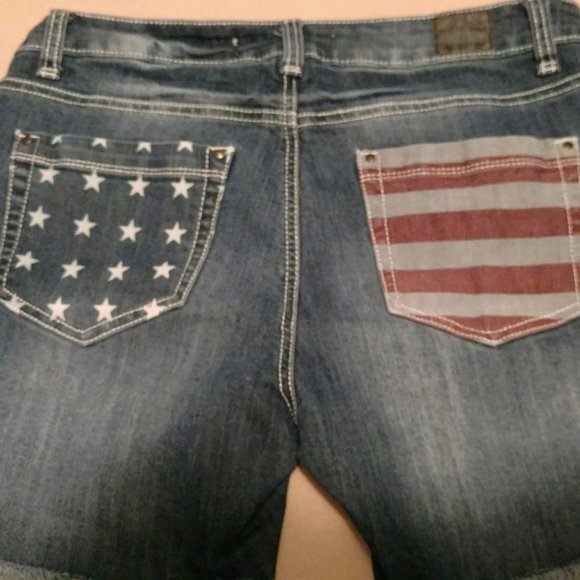 Blue Jean shorts - Picture 1 of 1